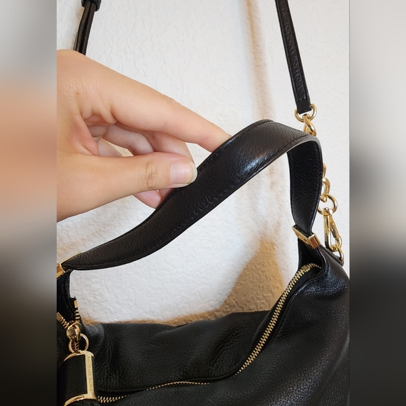 Michael Kors Black Leather Bedford Tassel Shoulder Bag - Picture 11 of 16